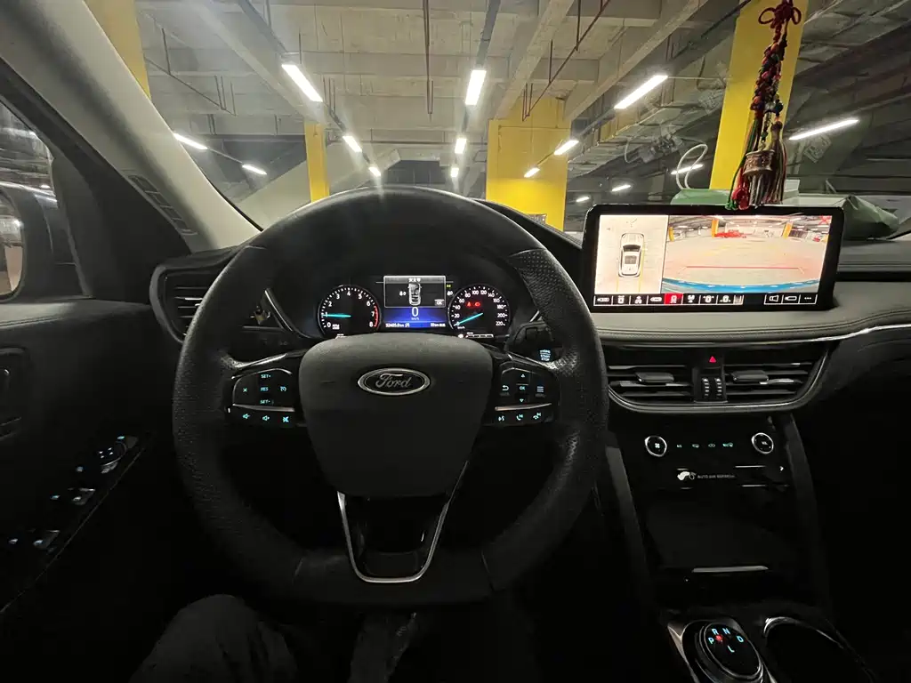 Ford Escape — миниатюра 15