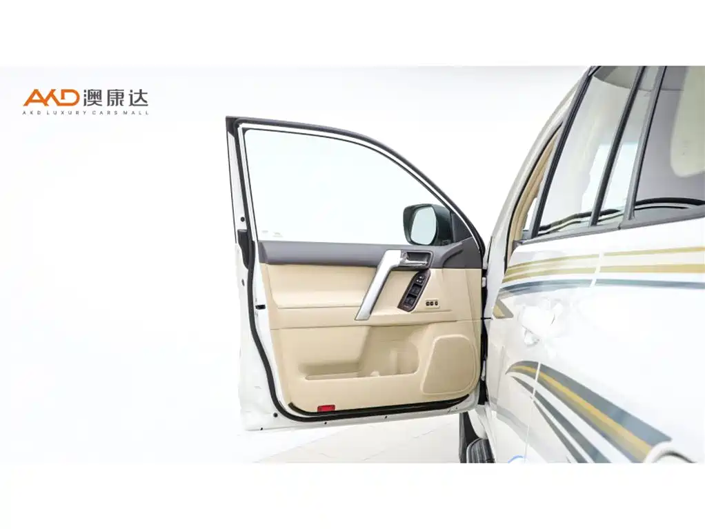 Toyota Prado — миниатюра 11