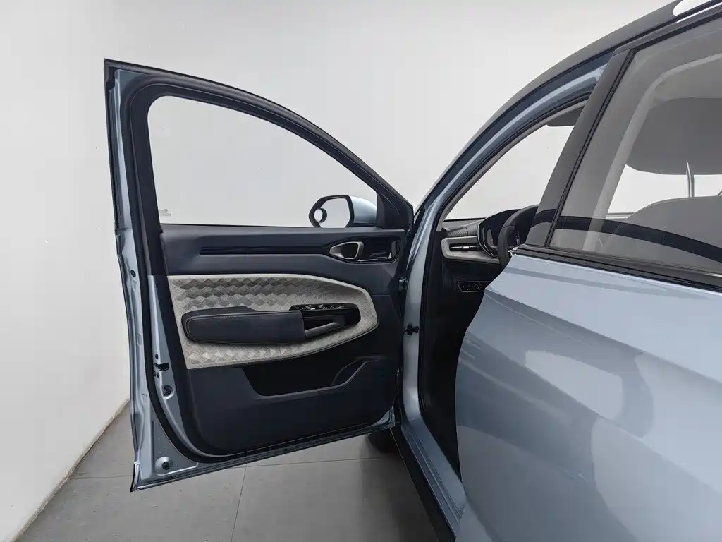 Baojun RM-5 — миниатюра 8