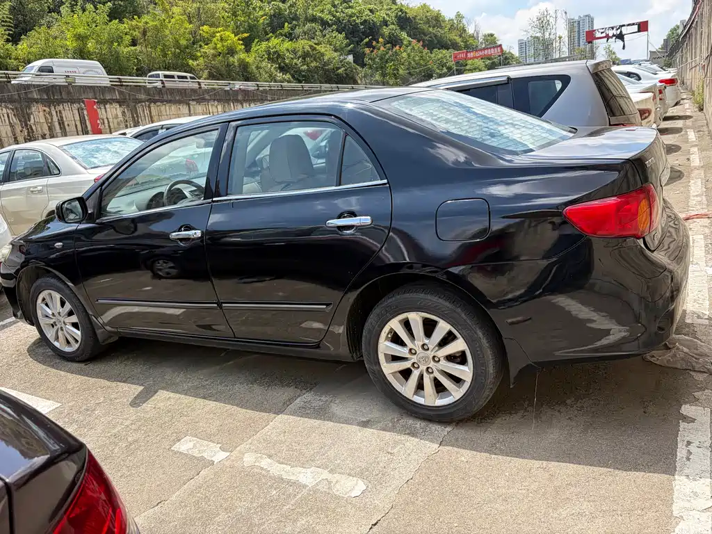 Toyota Corolla — миниатюра 9