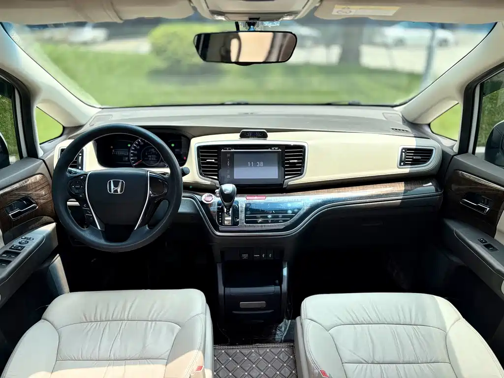 Honda Odyssey — миниатюра 7