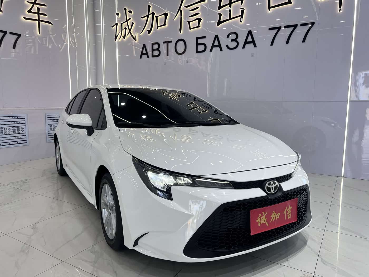 Toyota Levin 1.5 л 2022 г. Белый, пробег 38000 км
