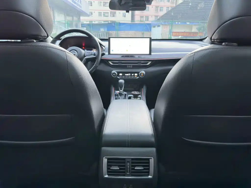 Nissan Teana — миниатюра 10
