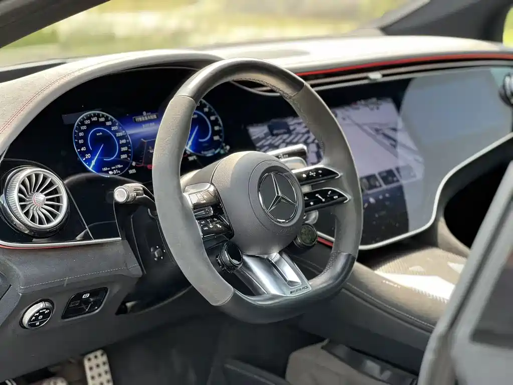 Mercedes-Benz EQE AMG — миниатюра 5