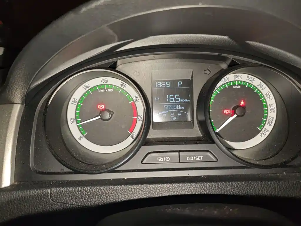 Skoda Rapid Spaceback — миниатюра 9