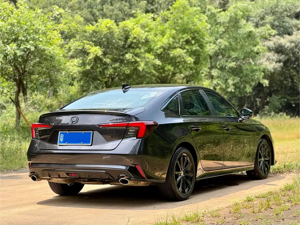 Honda Integra — миниатюра 6