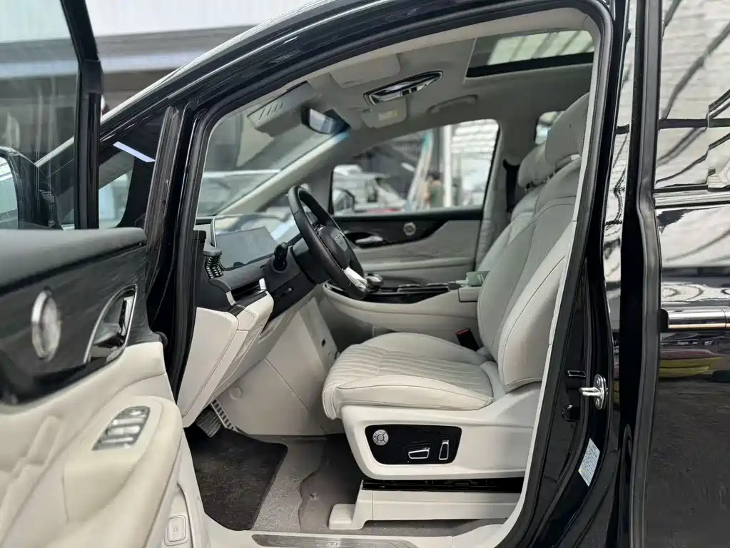 Fengxing Xinghai V9 — миниатюра 4