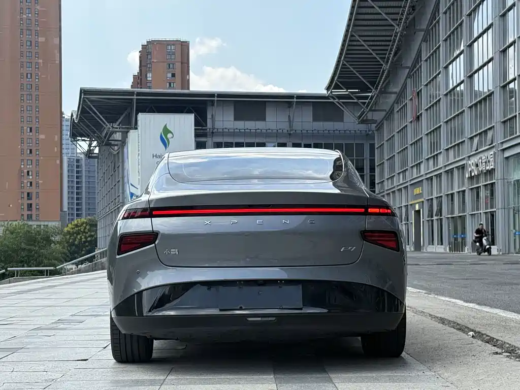 XPeng P7 — миниатюра 5