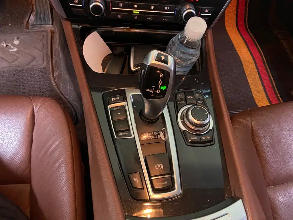 BMW 5 Series GT — миниатюра 10