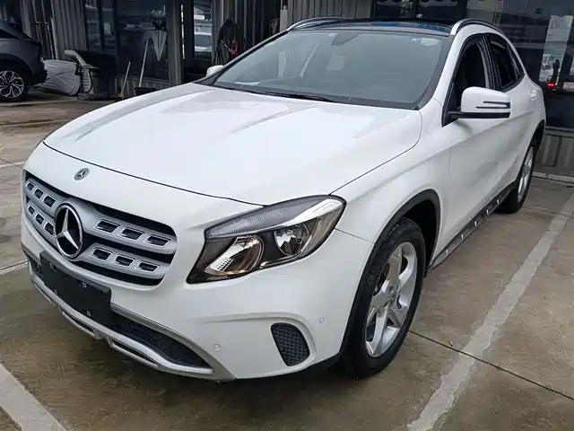 MERCEDES-BENZ  GLA 2018