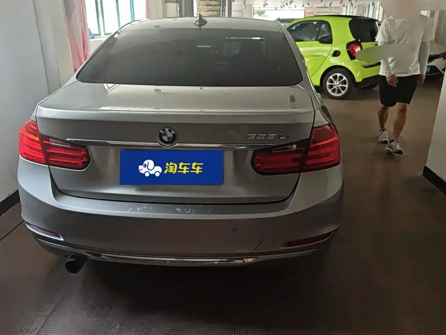 BMW 3 Series — миниатюра 3