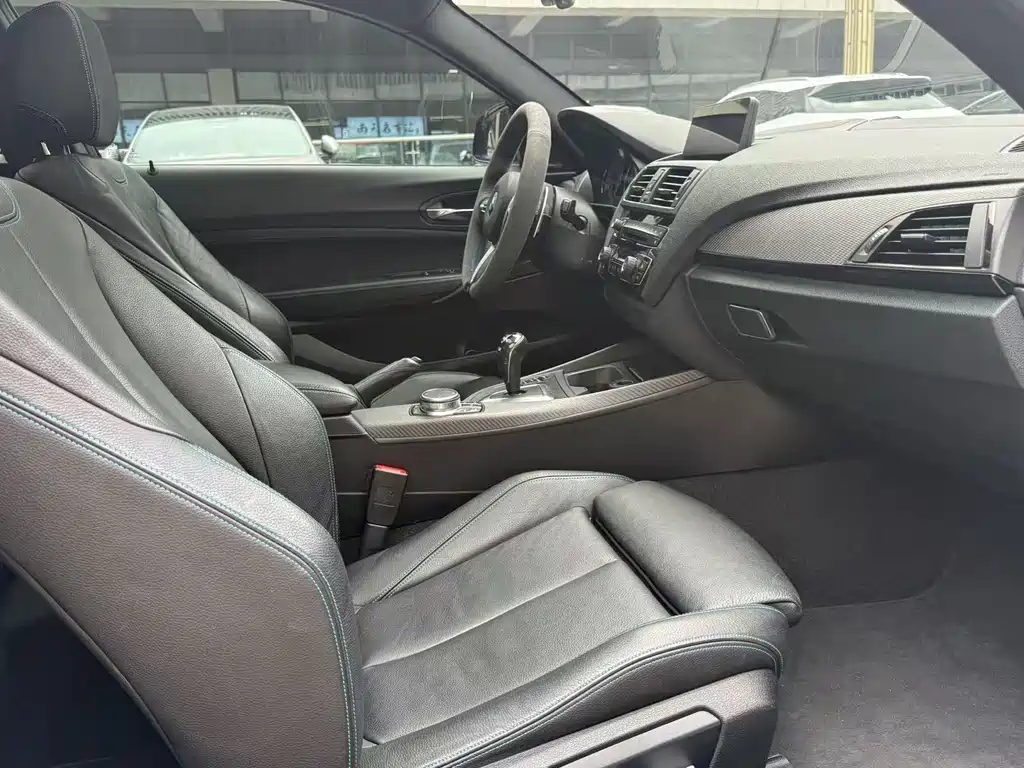 BMW M2 — миниатюра 6