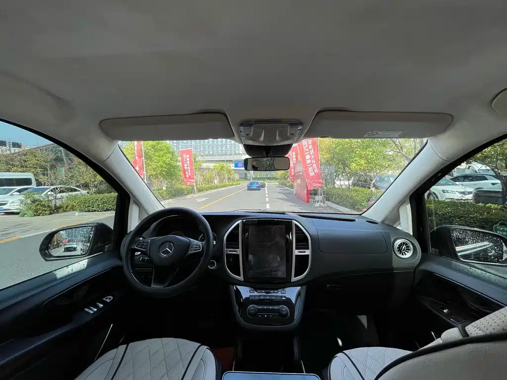 Mercedes-Benz Vito — миниатюра 10