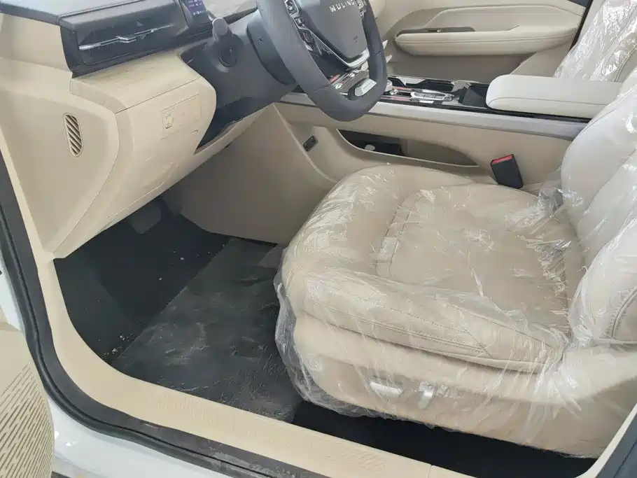 Wuling Xingguang — миниатюра 9