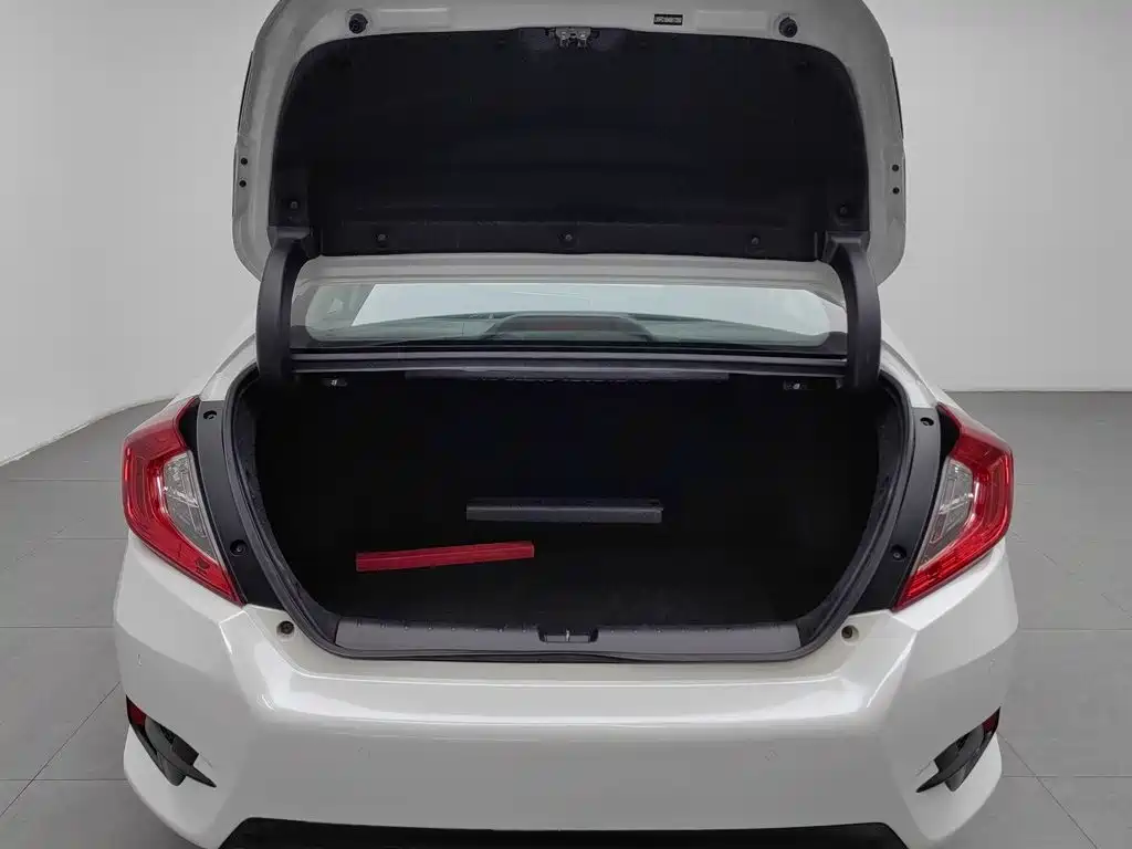 Honda Civic — миниатюра 16