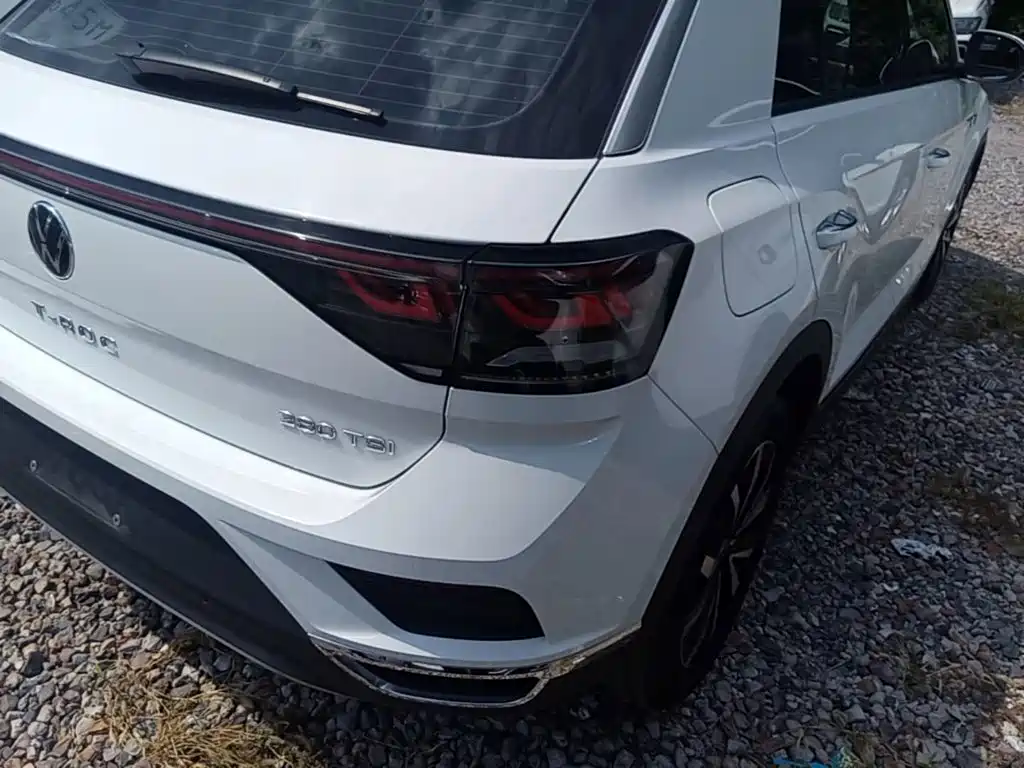 Volkswagen T-Roc — миниатюра 8