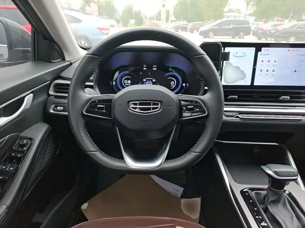 Geely Emgrand — миниатюра 11