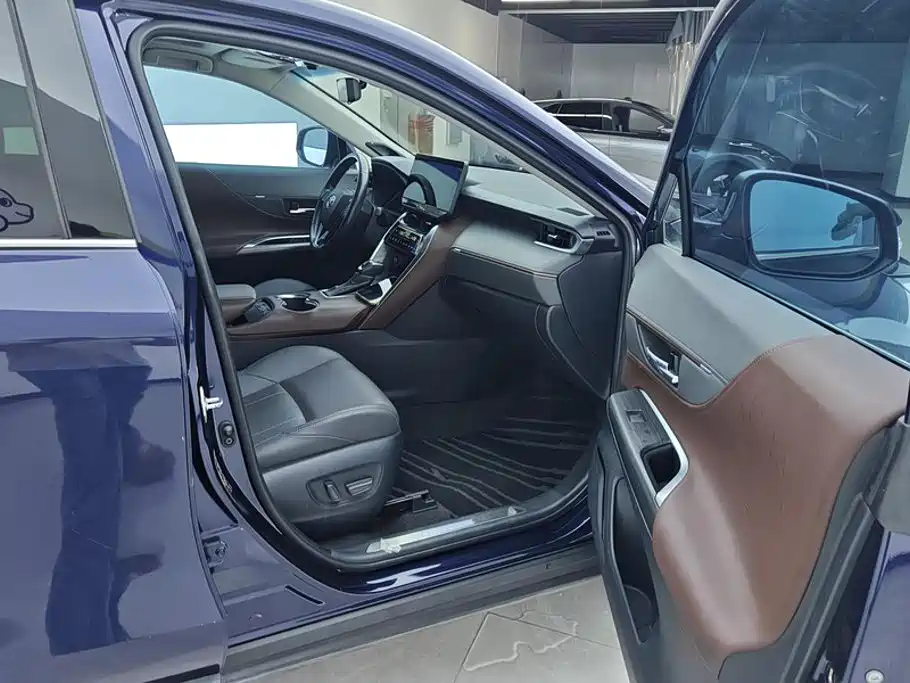 Toyota Harrier — миниатюра 8