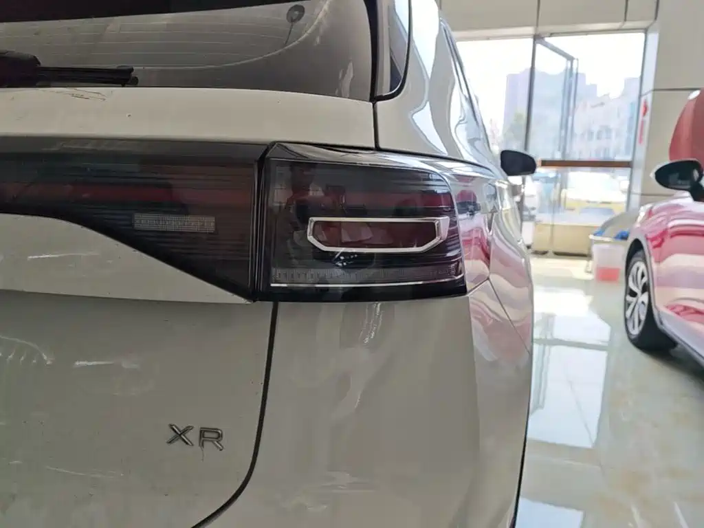 Volkswagen Tharu — миниатюра 8