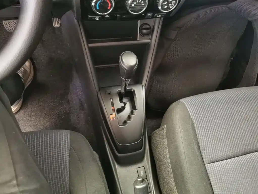 Toyota Yaris L — миниатюра 14