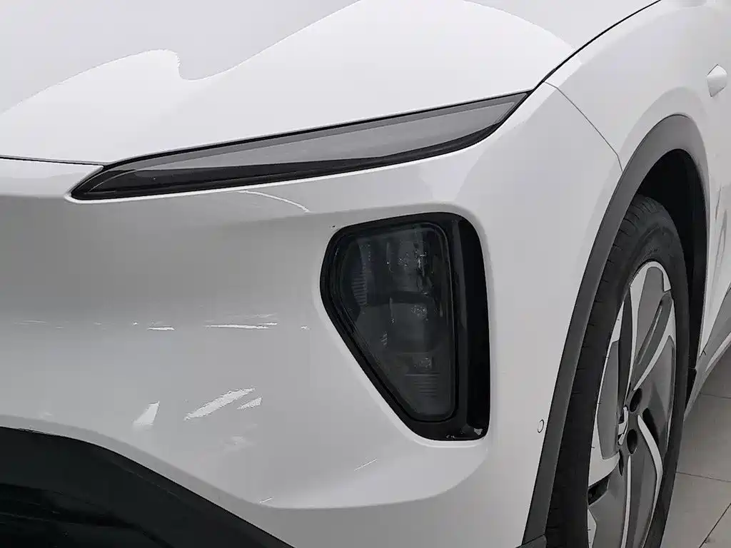 NIO ES6 — миниатюра 7