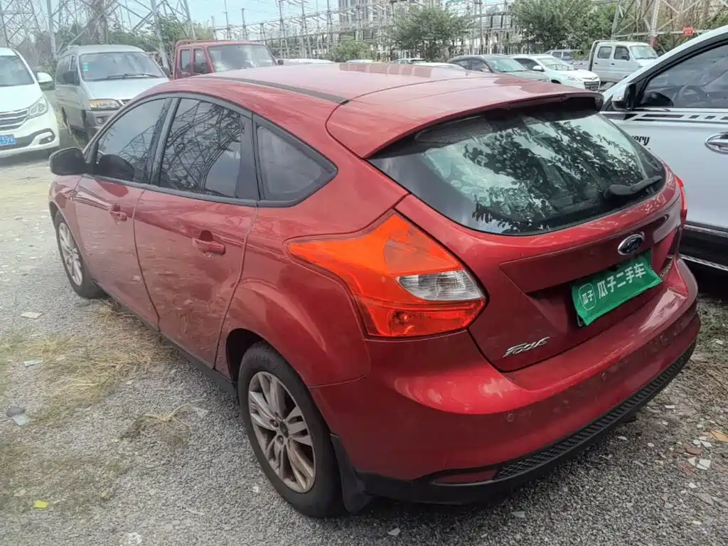 Ford Focus — миниатюра 5