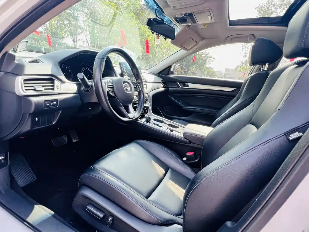 Honda Accord — миниатюра 7