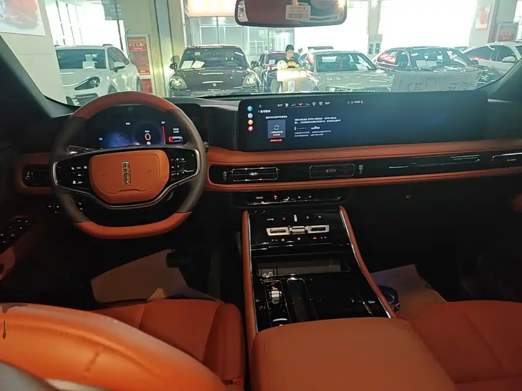 Lincoln Aviator — миниатюра 10