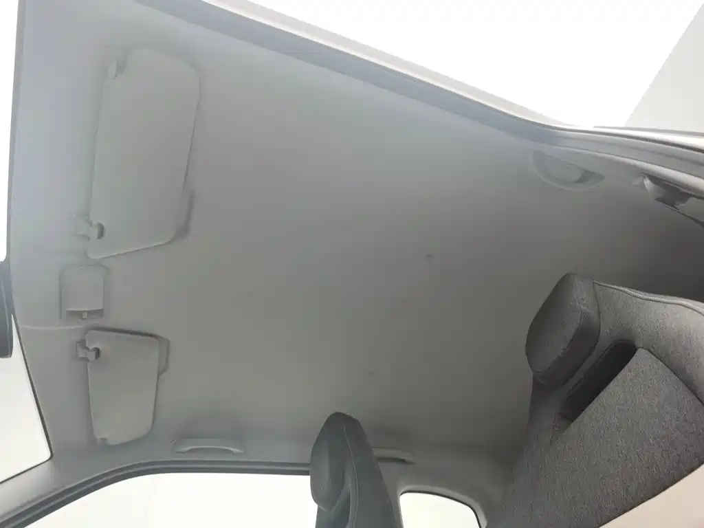 Wuling MINIEV — миниатюра 14