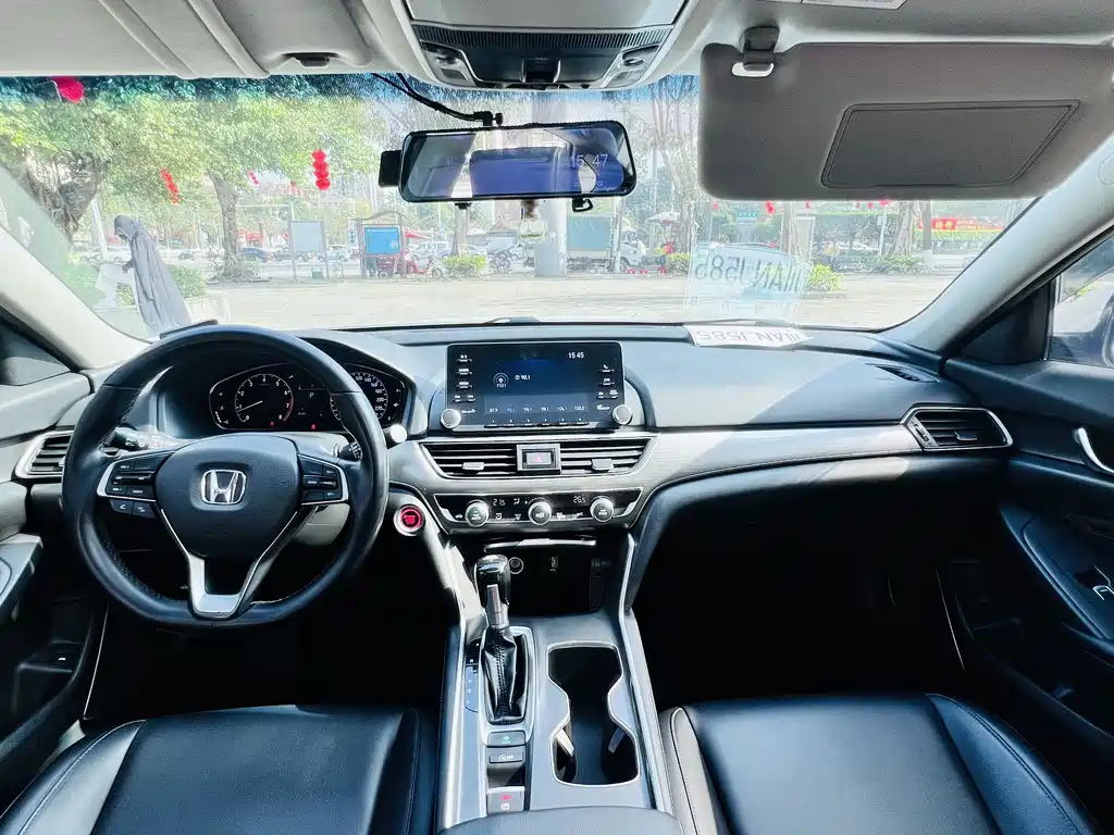 Honda Accord — миниатюра 10