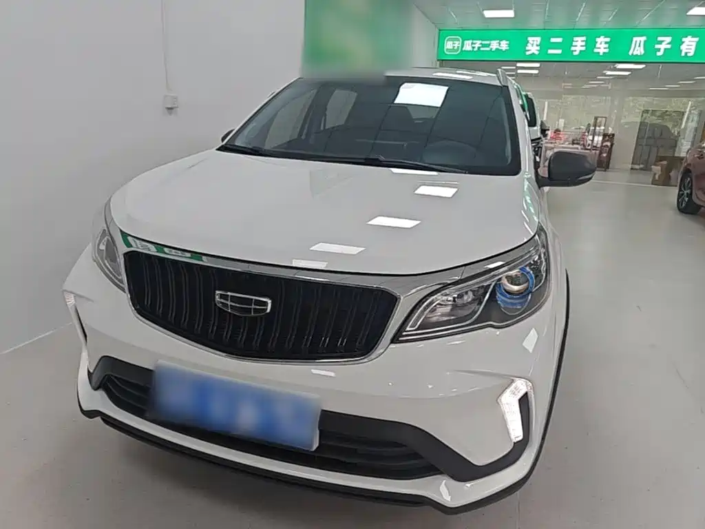 Geely Vision X3 — миниатюра 3