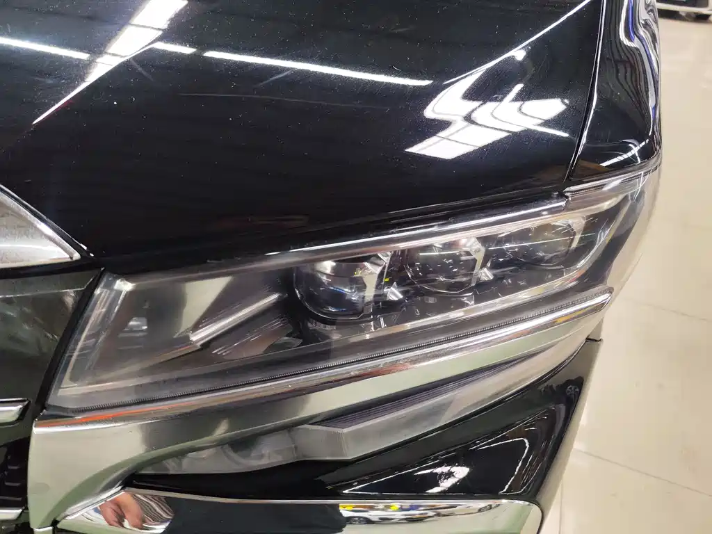 Toyota Alphard 2018 3.5L Luxury
