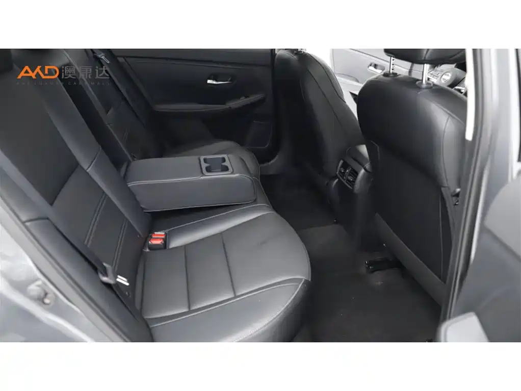 Nissan Sylphy — миниатюра 8