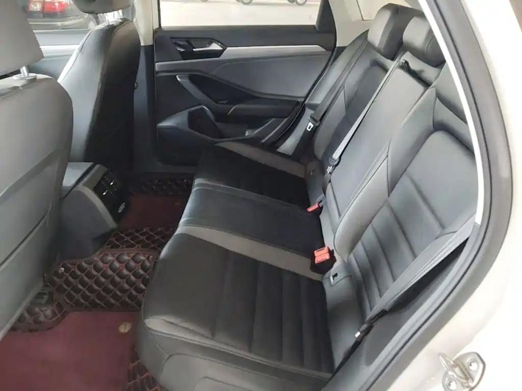 Volkswagen Sagitar — миниатюра 17