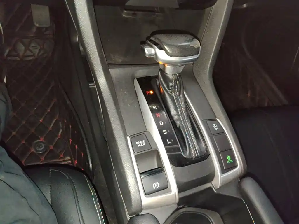Honda Civic — миниатюра 14