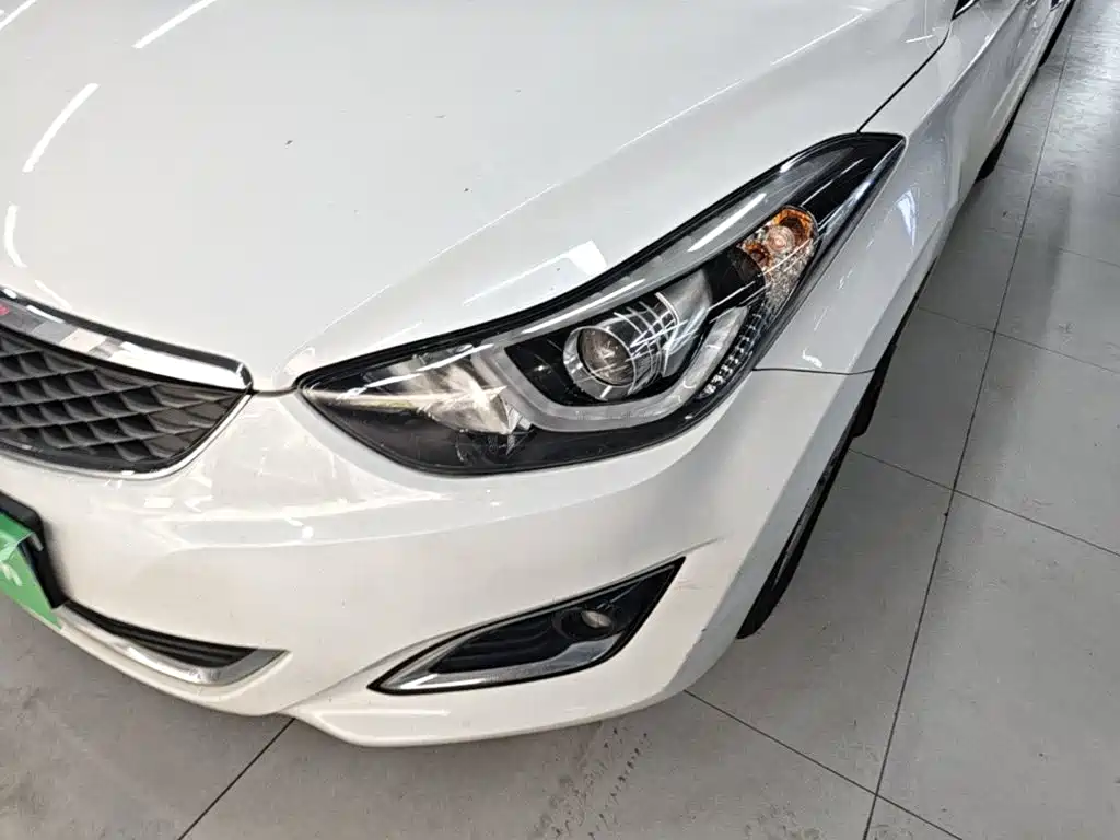 Hyundai Elantra Langdong — миниатюра 24