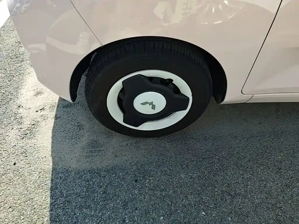 Wuling MINIEV — миниатюра 23