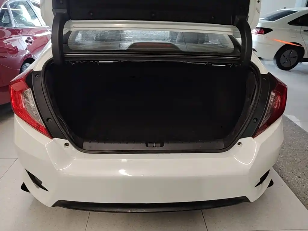 Honda Civic — миниатюра 19