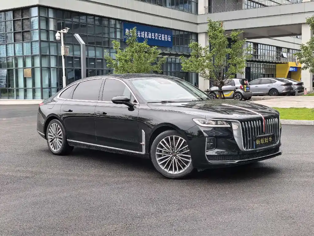 Hongqi H9 2022 2.0T