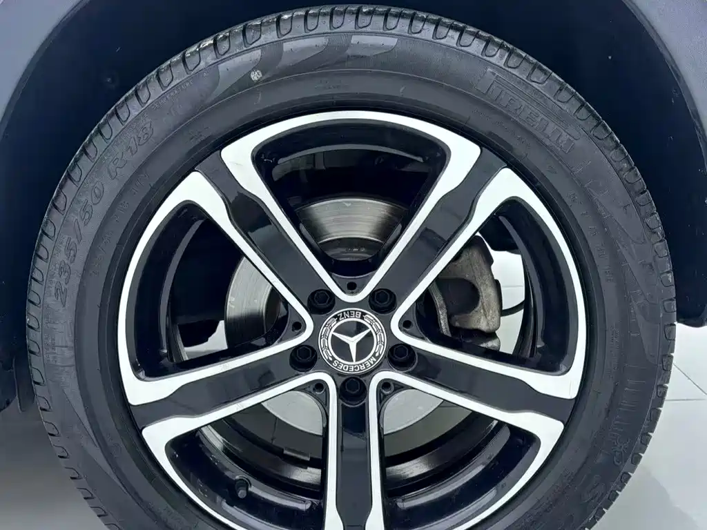 Mercedes-Benz GLA — миниатюра 13