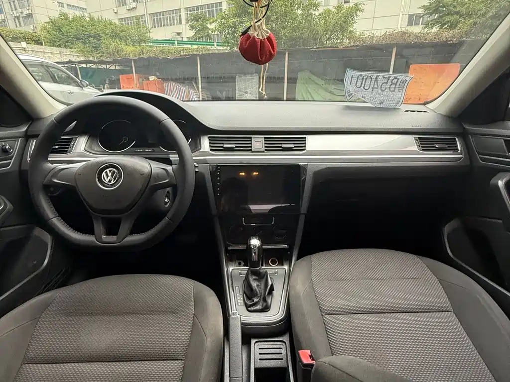 Volkswagen Bora Bora · Legend 1.5L Auto Fashion Type China VI, фото 17