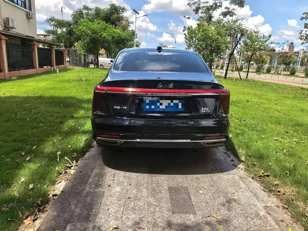 Hongqi Hongqi H5 — миниатюра 8