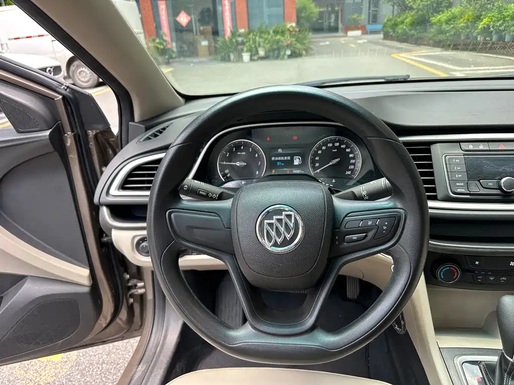 Buick Excelle — миниатюра 18