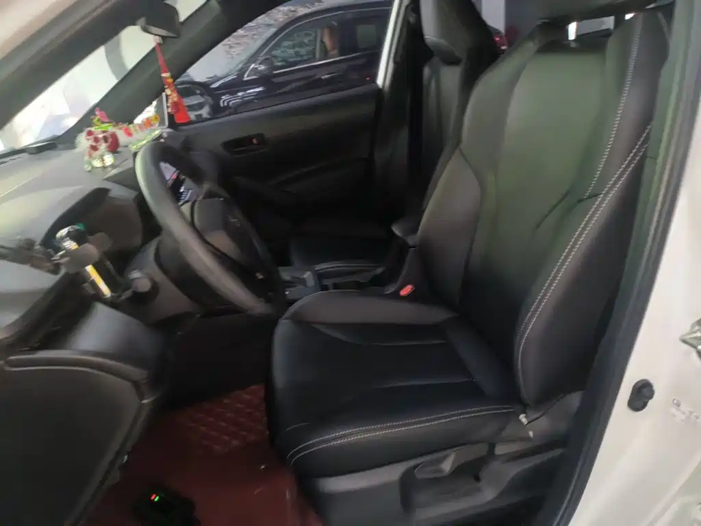 Toyota Corolla Cross — миниатюра 15