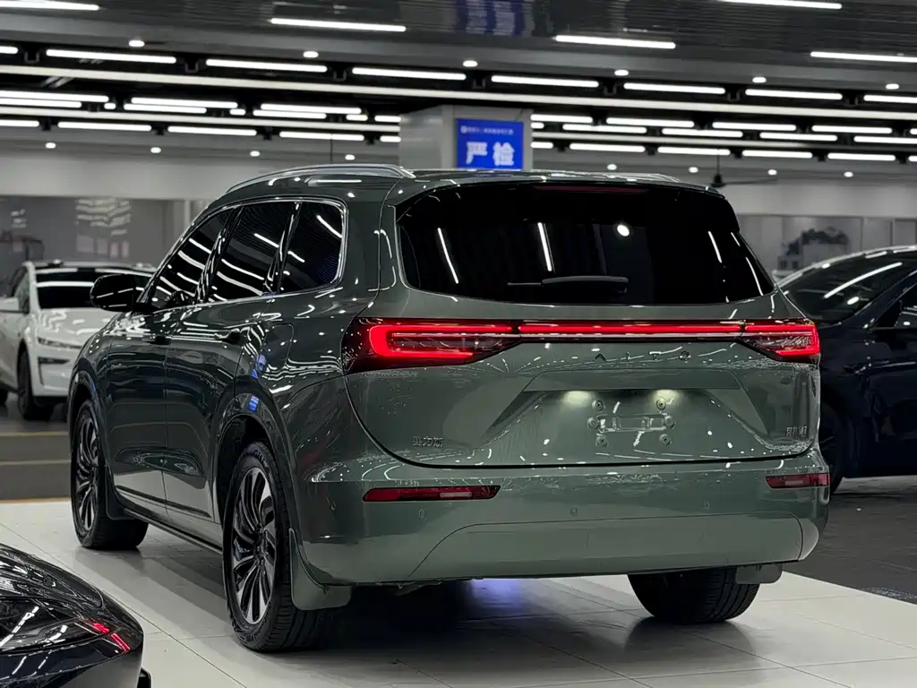 AITO AITO M7 — миниатюра 4