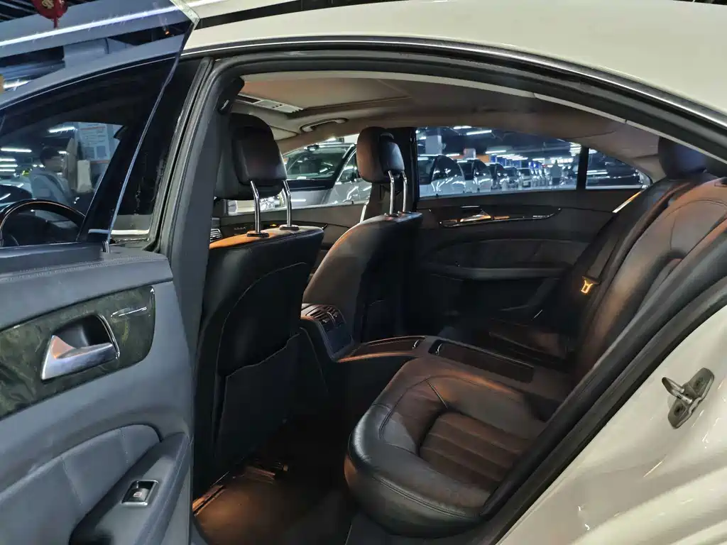 Mercedes-Benz CLS — миниатюра 8