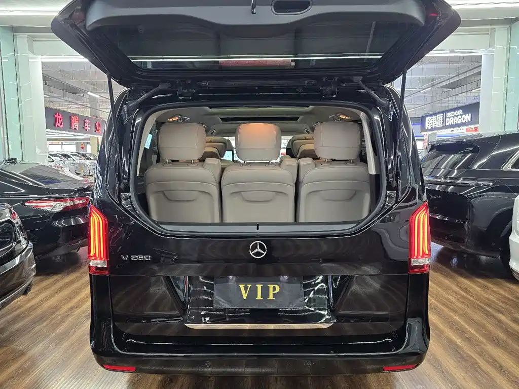 Mercedes-Benz V-Class — миниатюра 6