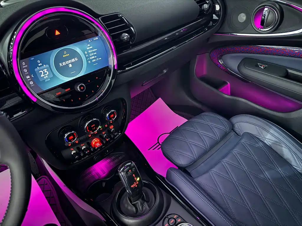 MINI Mini Clubman — миниатюра 7