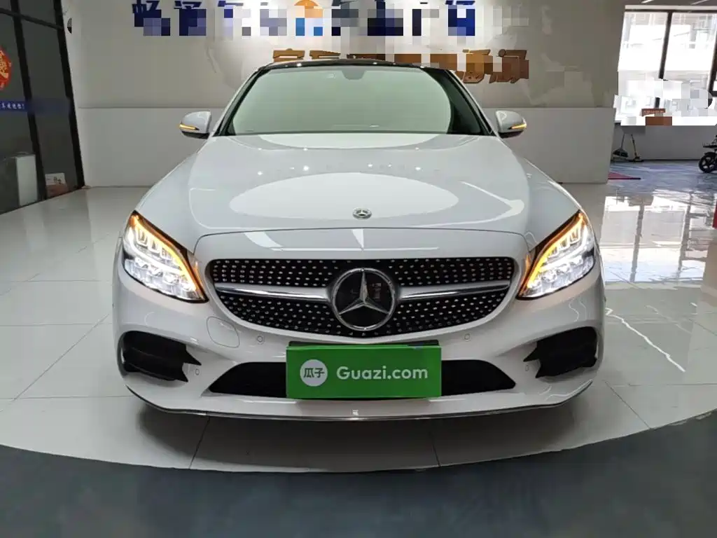 Mercedes-Benz C-Class — миниатюра 3