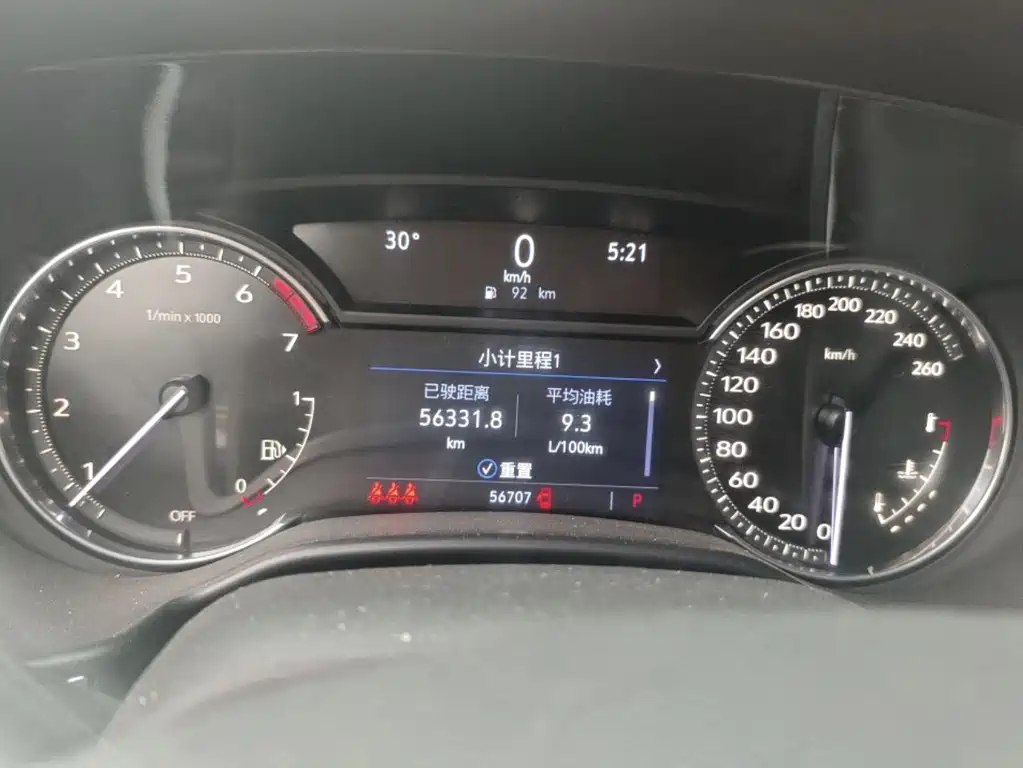 Cadillac CT5 — миниатюра 10